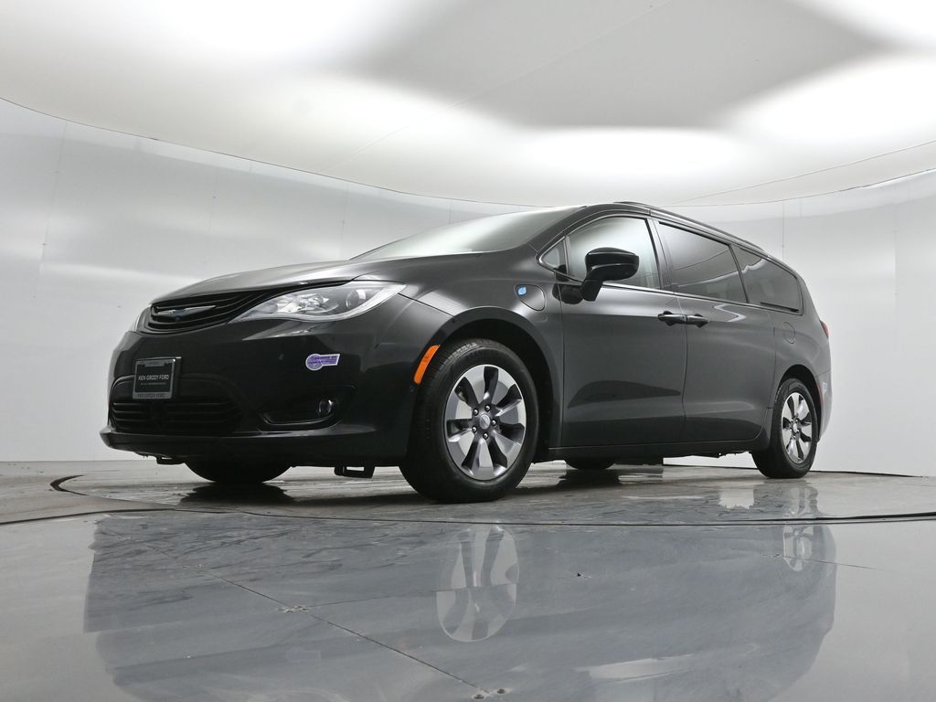 Used 2018 Chrysler Pacifica - photo 46