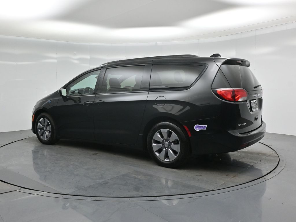Used 2018 Chrysler Pacifica - photo 9