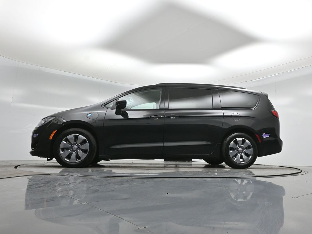 Used 2018 Chrysler Pacifica - photo 10