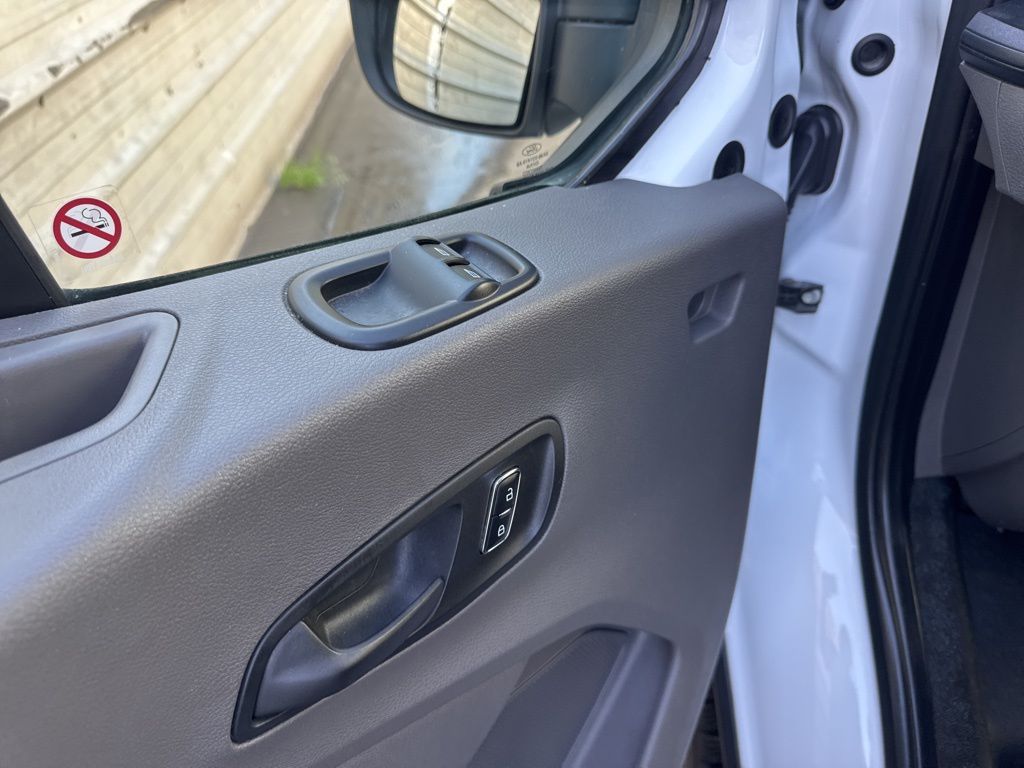 Used 2023 Ford Transit 250 - photo 9