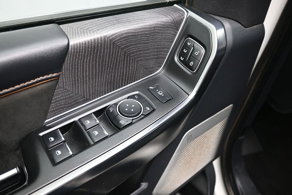 Used 2024 Ford F-250 - photo 56