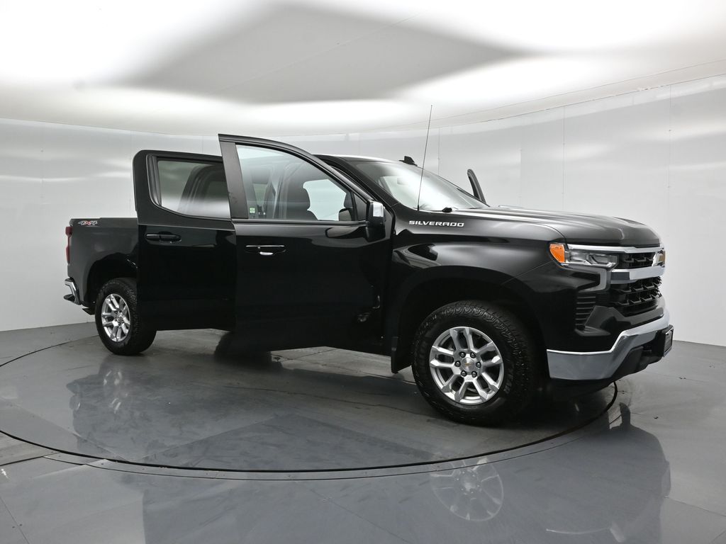 Used 2022 Chevrolet Silverado 1500 - photo 12