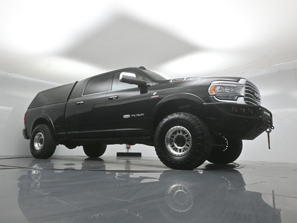 Used 2022 Ram 2500 - photo 2
