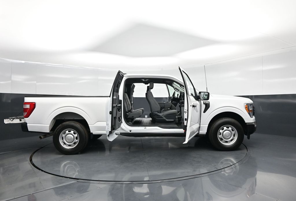 Used 2022 Ford F-150 - photo 2