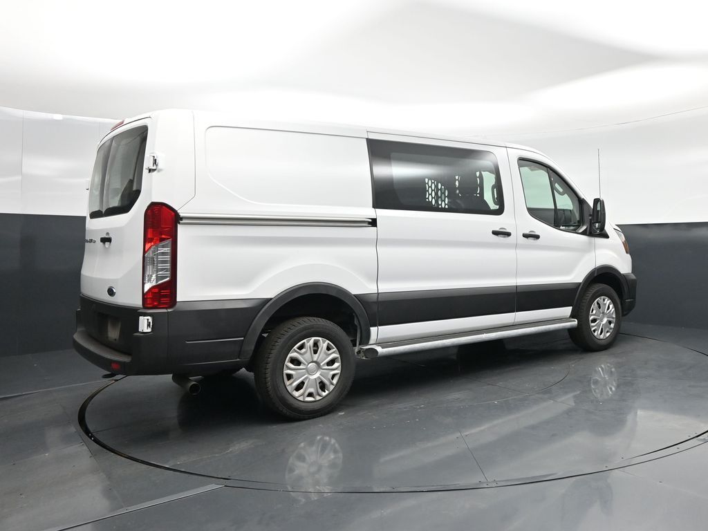 Used 2025 Ford Transit 250 - photo 2