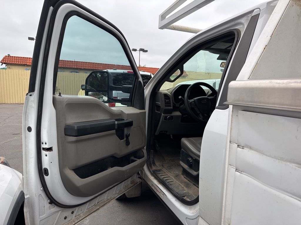 Used 2018 Ford F-450 - photo 6