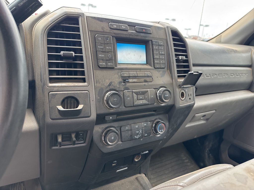 Used 2018 Ford F-450 - photo 10