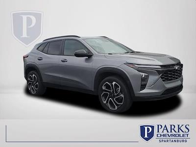Used 2024 Chevrolet Trax - photo 1