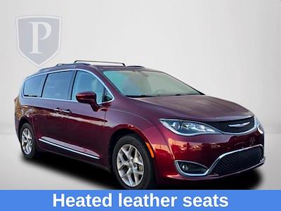 Used 2017 Chrysler Pacifica - photo 1