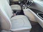 2017 Chrysler Pacifica FWD Minivan for sale #154006A - photo 26