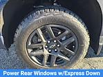2023 Chevrolet Silverado 1500 Crew Cab 4WD Pickup for sale #246366C - photo 19