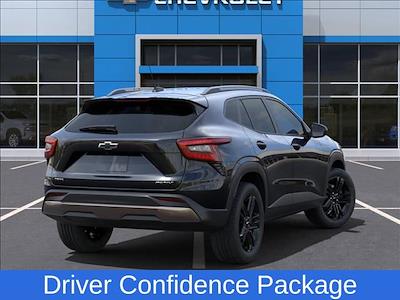2025 Chevrolet Trax FWD SUV for sale #256908 - photo 2