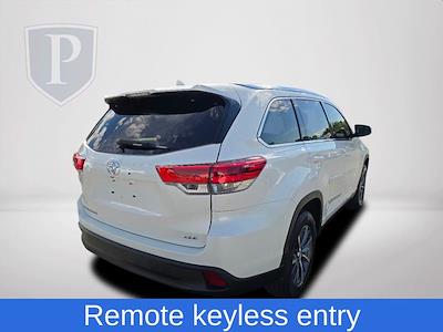 Used 2019 Toyota Highlander XLE SUV for sale #2S2239A - photo 2