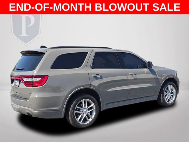 Used 2025 Dodge Durango - photo 2