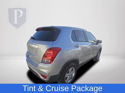 2020 Chevrolet Trax FWD SUV for sale #330354A - photo 2