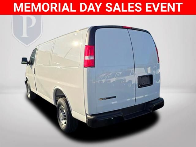 New 2026 Chevrolet Express 2500 - photo 10