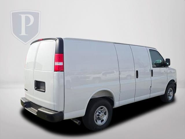 New 2026 Chevrolet Express 2500 - photo 8