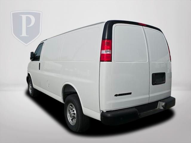 New 2026 Chevrolet Express 2500 - photo 11