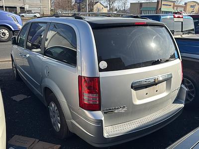 2009 Chrysler Town and Country FWD Minivan for sale #28471 - photo 2