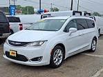 2019 Chrysler Pacifica FWD Minivan for sale #28627 - photo 4