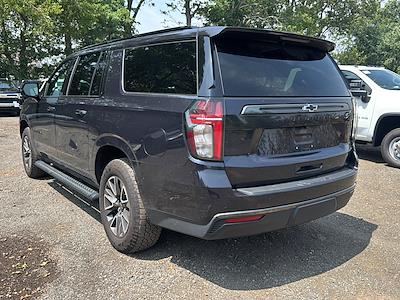 2022 Chevrolet Suburban 4x4 SUV for sale #28973 - photo 2