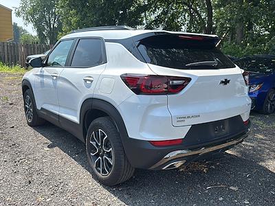 2024 Chevrolet Trailblazer AWD SUV for sale #28978 - photo 2