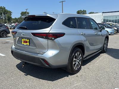 2024 Toyota Highlander AWD SUV for sale #28994 - photo 2