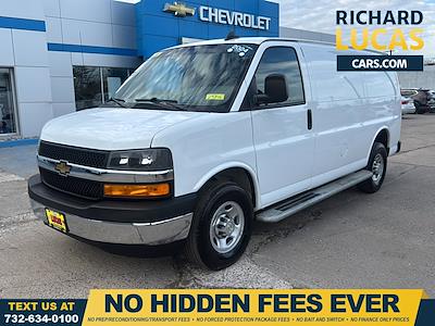 Used 2024 Chevrolet Express 2500 - photo 1