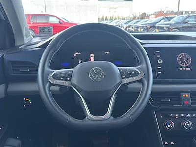 Used 2022 Volkswagen Taos - photo 1