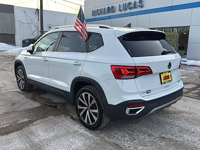 Used 2022 Volkswagen Taos - photo 1