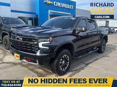Used 2024 Chevrolet Silverado 1500 - photo 1