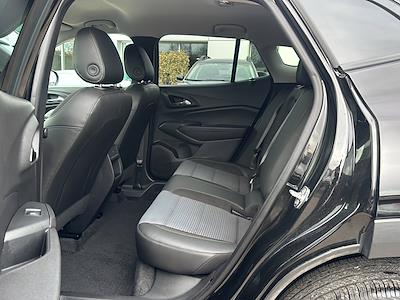 Used 2025 Chevrolet Trax - photo 1