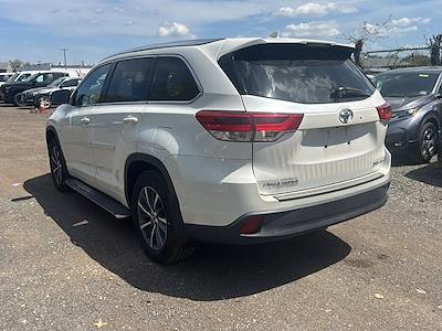 2018 Toyota Highlander AWD SUV for sale #S7674 - photo 2