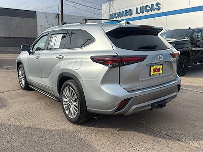 2024 Toyota Highlander AWD SUV for sale #S7977 - photo 2