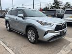 2024 Toyota Highlander AWD SUV for sale #S7977 - photo 3