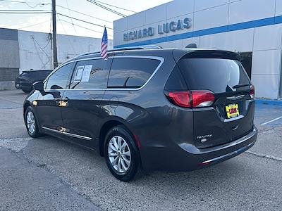2019 Chrysler Pacifica FWD Minivan for sale #S8370 - photo 2