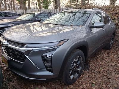 2025 Chevrolet Trax FWD SUV for sale #SC097132 - photo 2