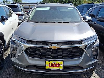 2025 Chevrolet Trax FWD SUV for sale #SC334446 - photo 2