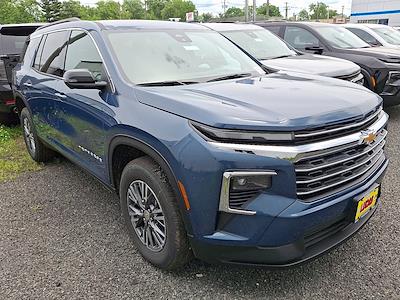 2025 Chevrolet Traverse AWD SUV for sale #SJ262570 - photo 2