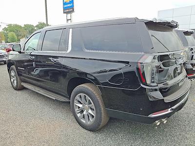 2026 Chevrolet Suburban 4x4 SUV for sale #TR113171 - photo 2