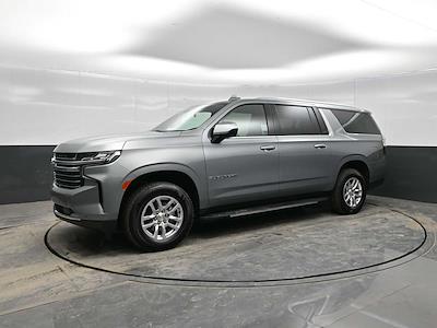 Used 2024 Chevrolet Suburban - photo 1