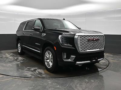 Used 2024 GMC Yukon XL - photo 1