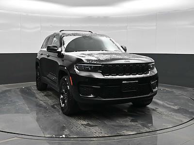 Used 2024 Jeep Grand Cherokee Altitude for sale #T170749A - photo 2