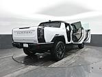 New 2026 GMC Hummer EV Pickup 2X Crew Cab for sale #T603560 - photo 8