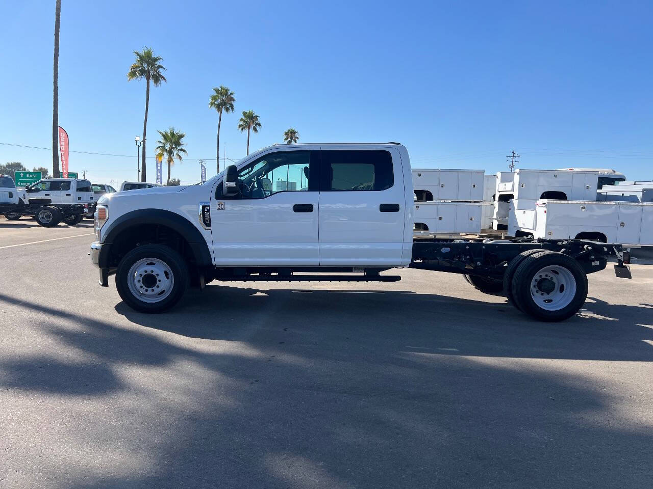 2022 Ford F-550 XLT photo 4