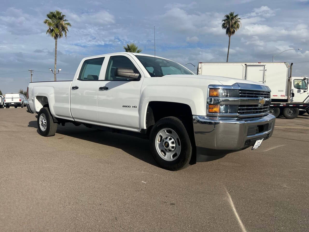 2015 Chevrolet Silverado 2500HD Work Truck photo 3