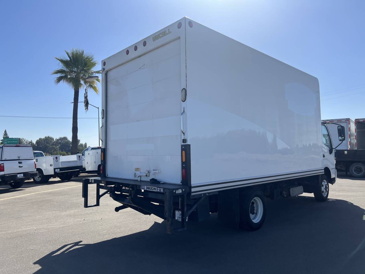 2020 Hino XJC720 / XFC720 Single Cab photo 2