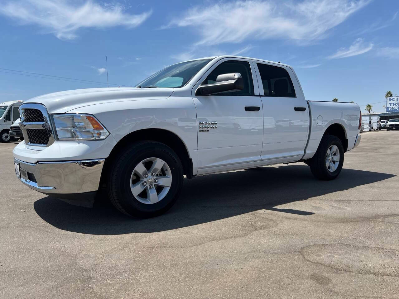 2023 Ram 1500 Classic SLT photo 4