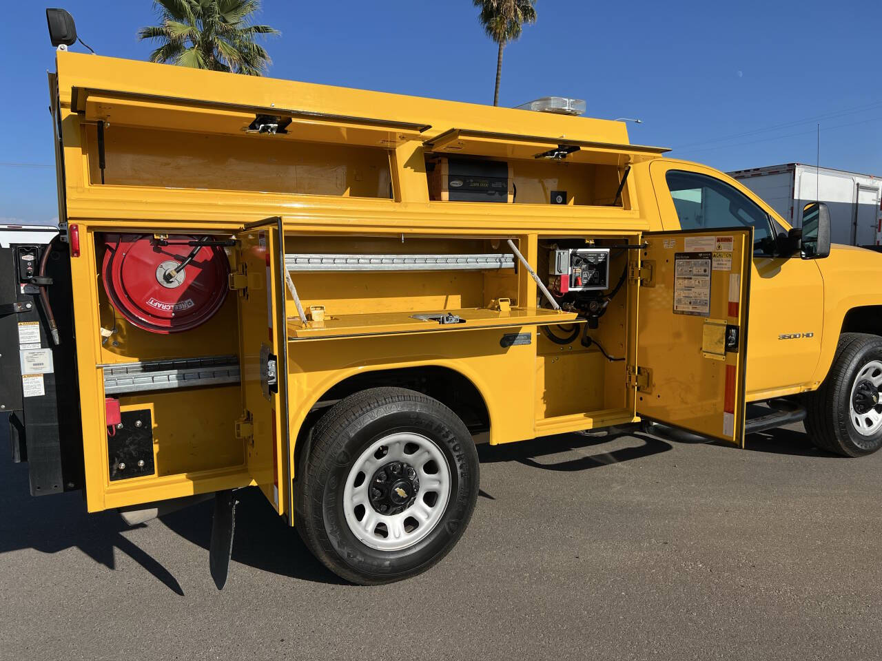 2017 Chevrolet Silverado 3500HD Work Truck photo 2