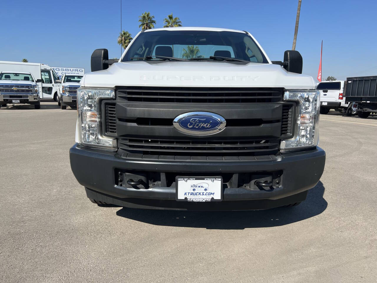 2017 Ford F-350 XL photo 2